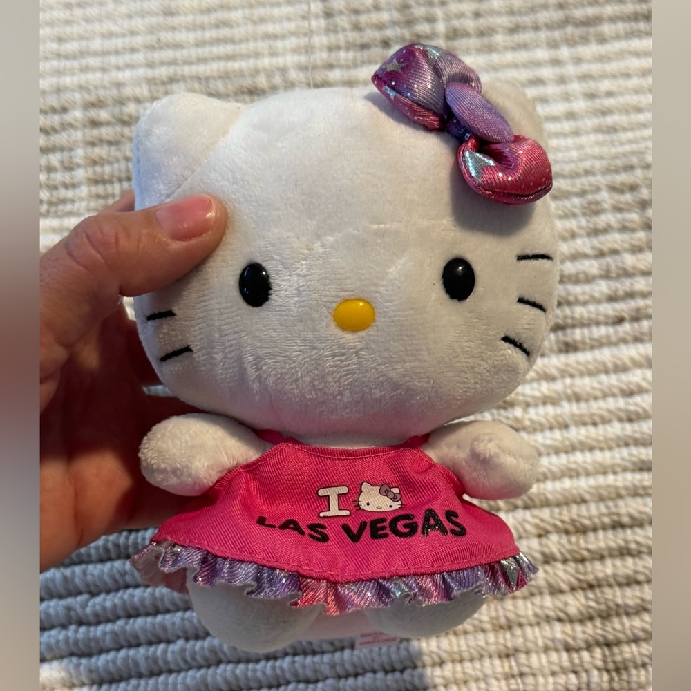 Hello Kitty Plush Toy with Pink Dress I ❤️Las Vegas TY 2012